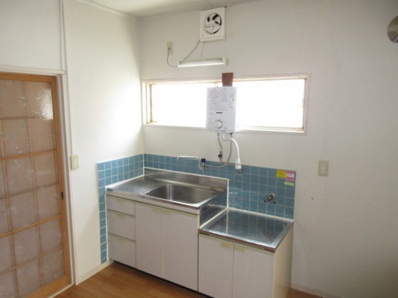 キッチン　※別部屋の写真です