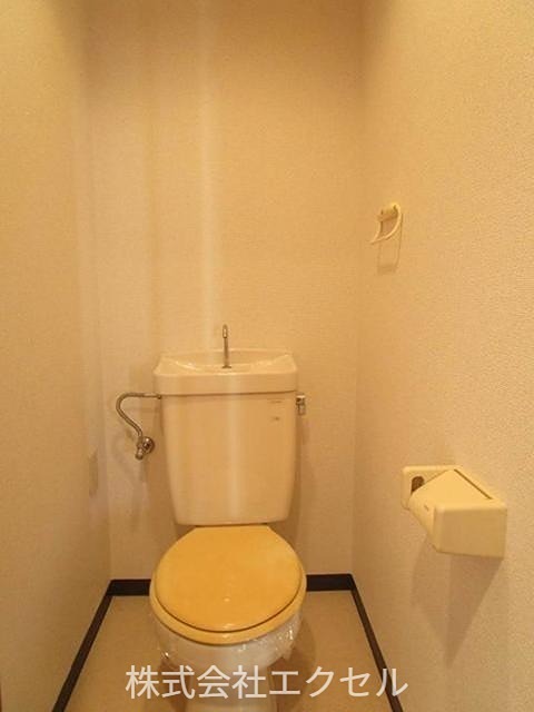 トイレ　清潔感のあるトイレです。