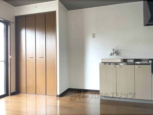 居室・リビング　洋室