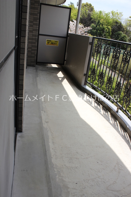 バルコニー　同型別部屋写真