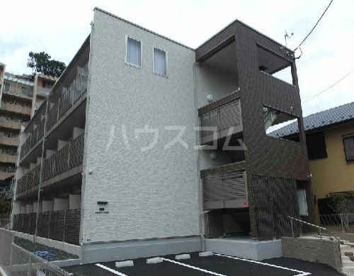 横浜市磯子区東町のマンションの建物外観