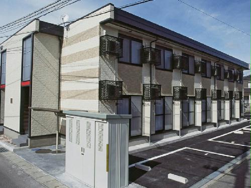 【レオパレスソレイユの建物外観】