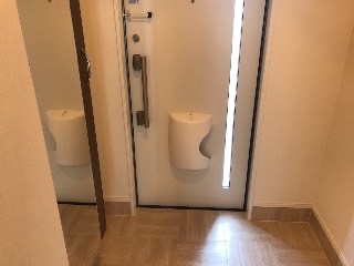 玄関　収納もございます！