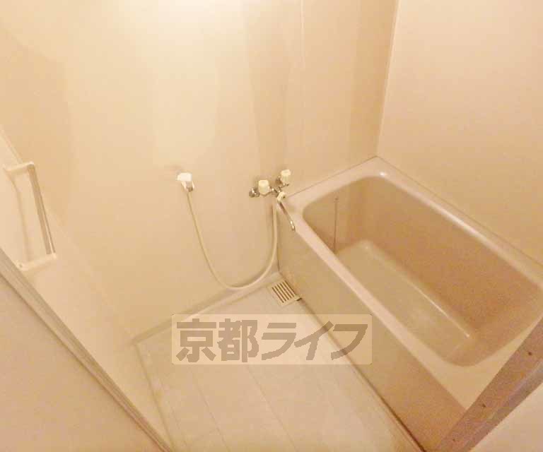 バス・シャワールーム　一日の疲れを癒すバスルーム