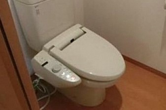 トイレ　落ち着いたトイレです