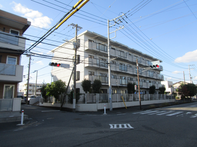 フルセイル東橋本の建物外観