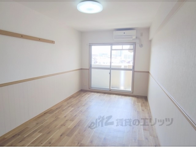 居室・リビング　洋室