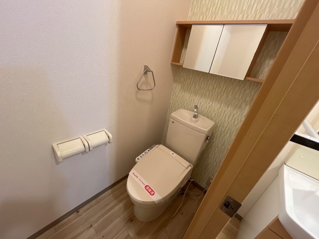 トイレ　トイレ