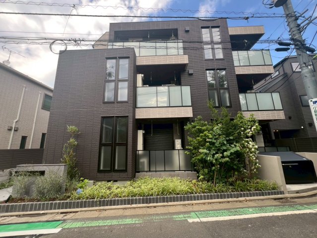 パークイーストの建物外観