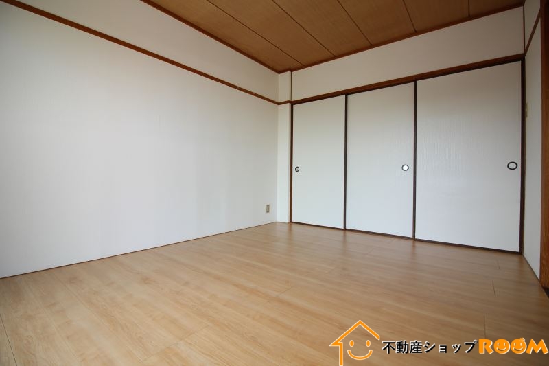 レジデンス平川の居間写真
