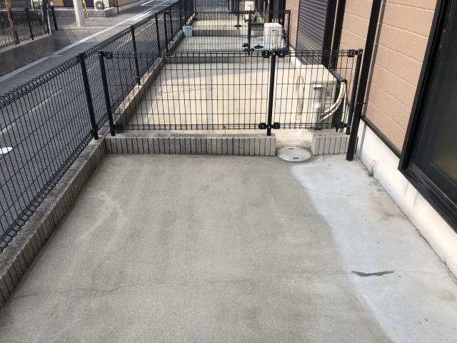 バルコニー　専用庭