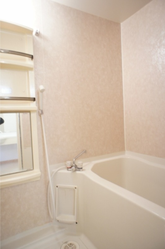 バス・シャワールーム　図面と現状に相違がある場合には現状を優先