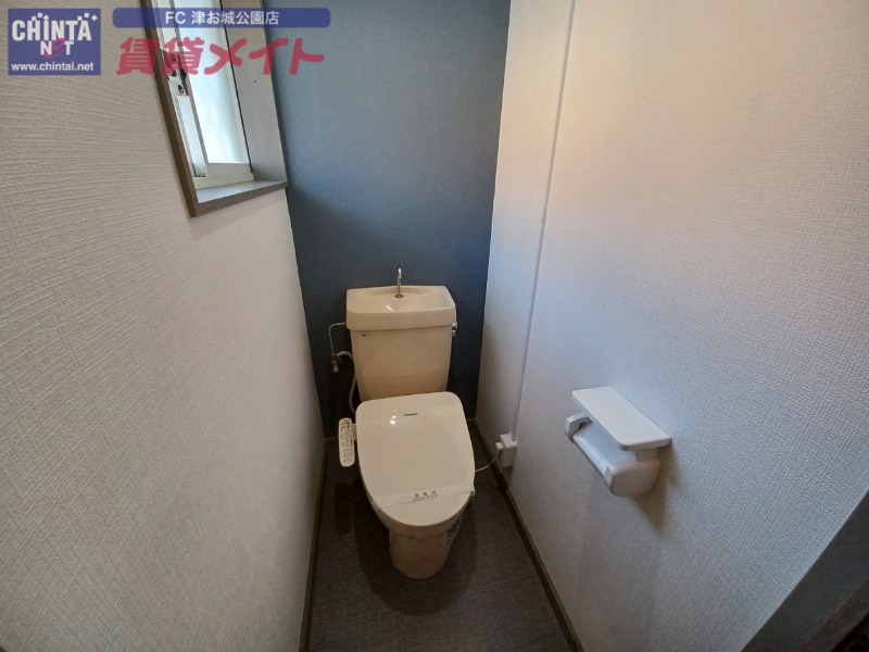 トイレ　同型写真