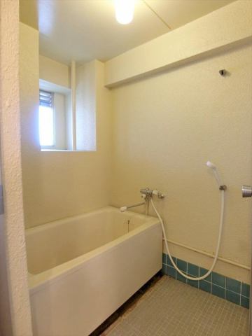 バス・シャワールーム　お風呂です
