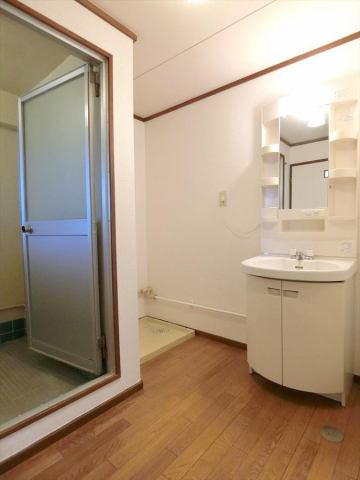 洗面設備　広い洗面スペース