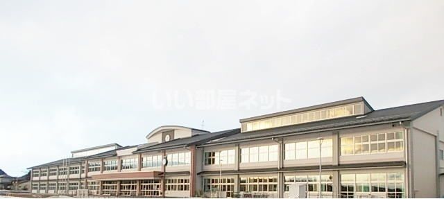 小学校　奥州市立前沢小学校（小学校）まで1632m