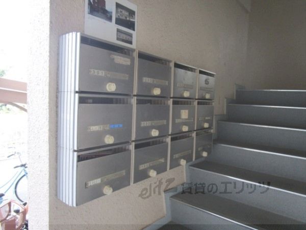 エントランス　集合ポスト