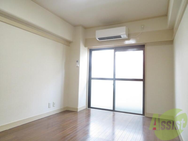 その他部屋・スペース　シングルサイズのベットも置ける広さが嬉しいですね。