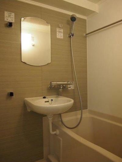 バス・シャワールーム　別部屋参考写真