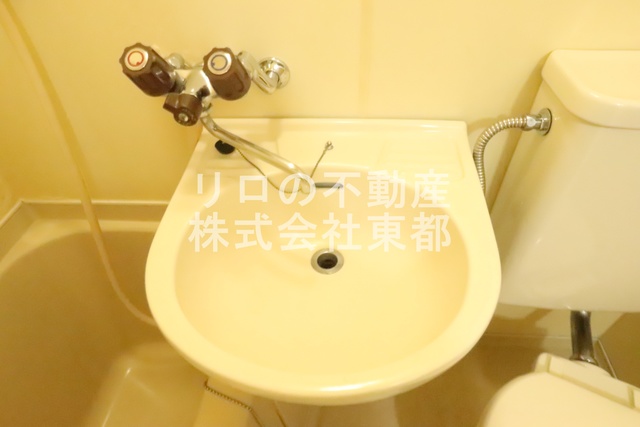 洗面設備　洗面ボウルもついているので、ここで洗顔できますね☆