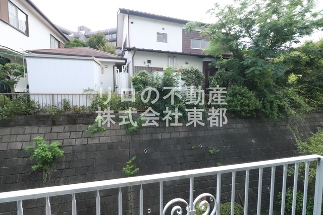 眺望　お部屋からの景色です！圧迫感がないので暮らしやすい♪