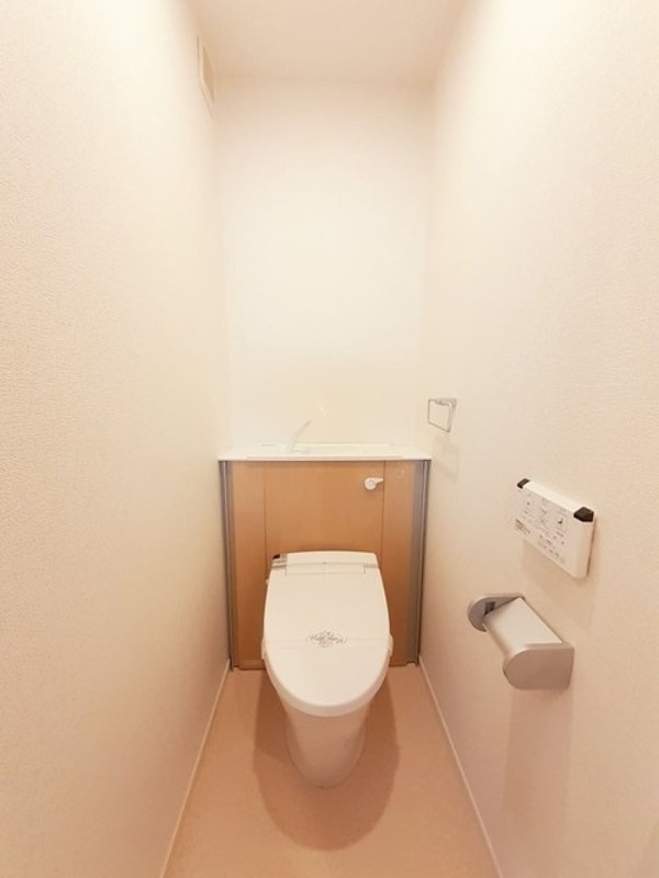 トイレ　図面と現状に相違がある場合には現状を優先