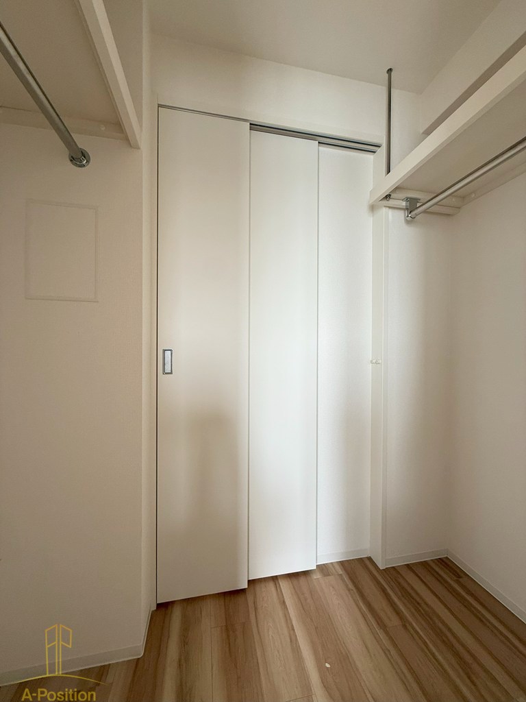 収納　セレニテフラン難波