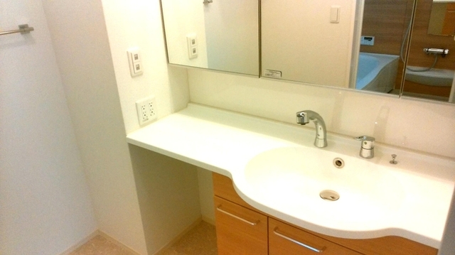 洗面設備　洗面化粧台