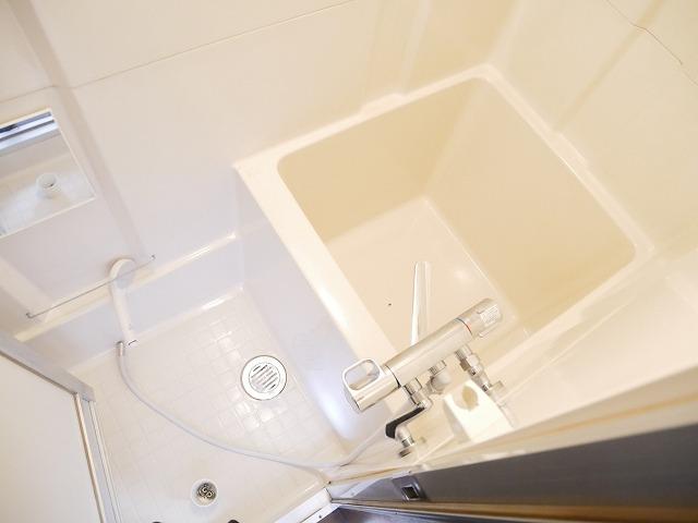 バス・シャワールーム　浴室