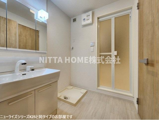 洗面設備　【イメージ写真】独立洗髪洗面台や室内洗濯機置き場も設置◇