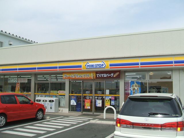 コンビニ　ミニストップ浜松入野町店（コンビニ）まで962m