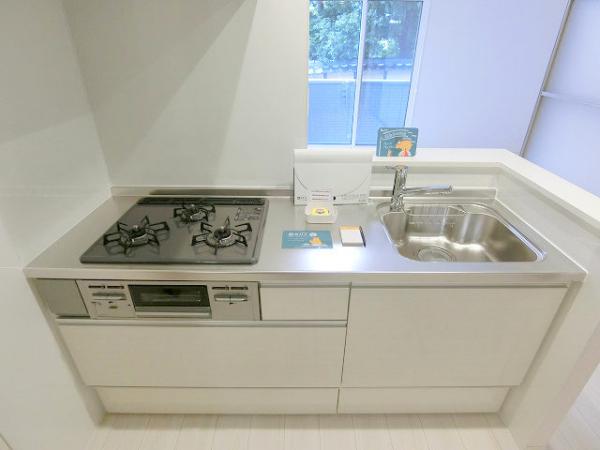 キッチン　★２０２５年新築★都市ガス・インターネット無料★