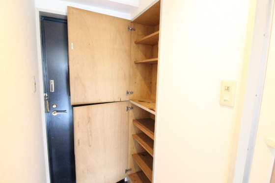 収納　※別号室の写真です