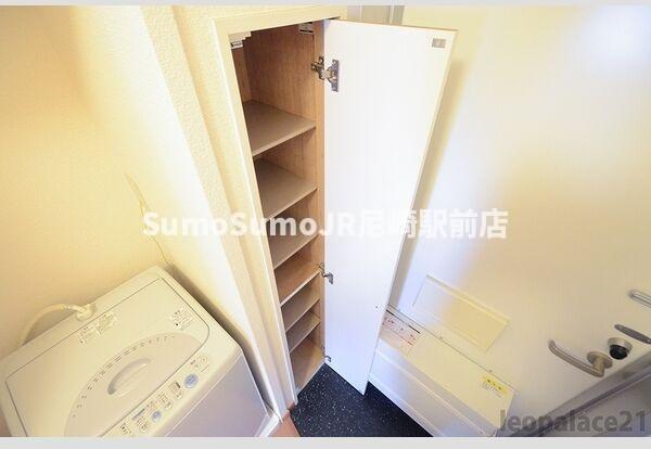 玄関　シンプルで使いやすい玄関です