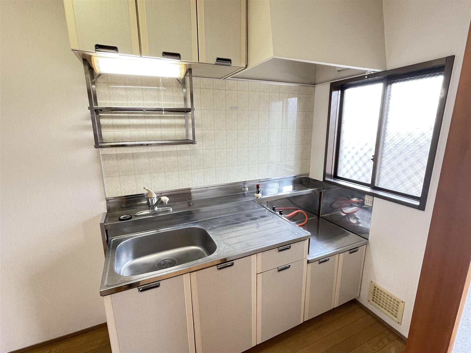 キッチン　シングルレバー・調理スペースも十分ございます！