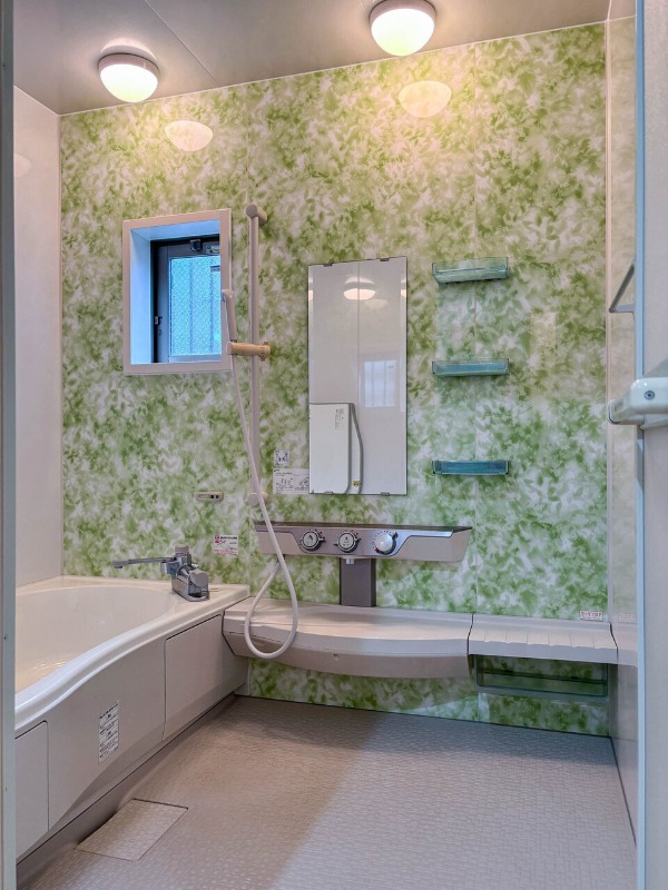 バス・シャワールーム