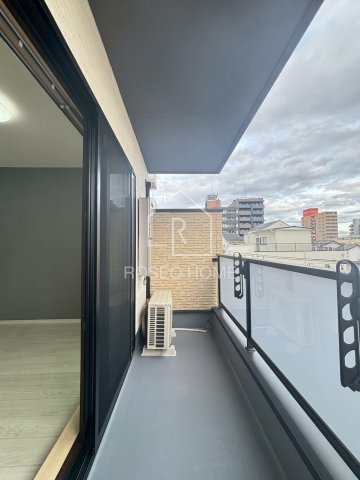 バルコニー　同マンション別部屋：参考写真