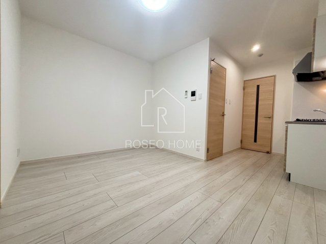 居室・リビング　同マンション別部屋：参考写真