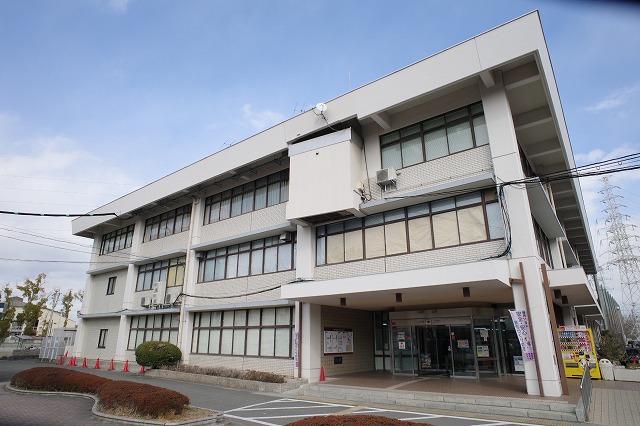 役所　門真市役所（役所）まで1085m