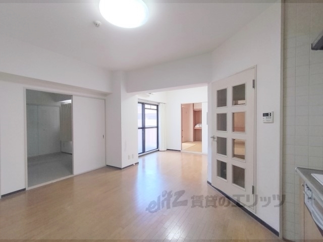 居室・リビング　リビング