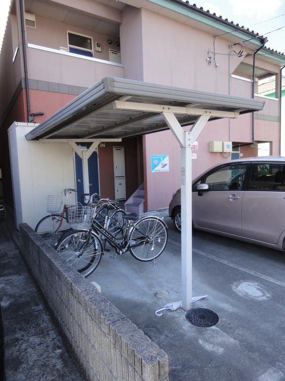 その他共有部分　駐輪場付きです