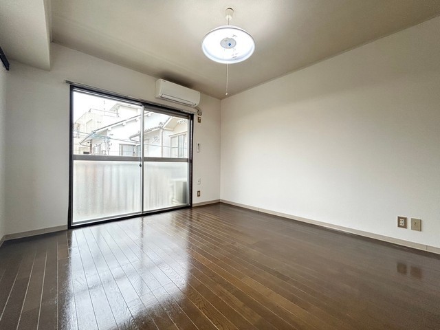 居室・リビング　他号室の写真です