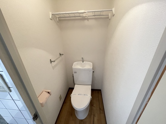 トイレ　※別部屋の写真です