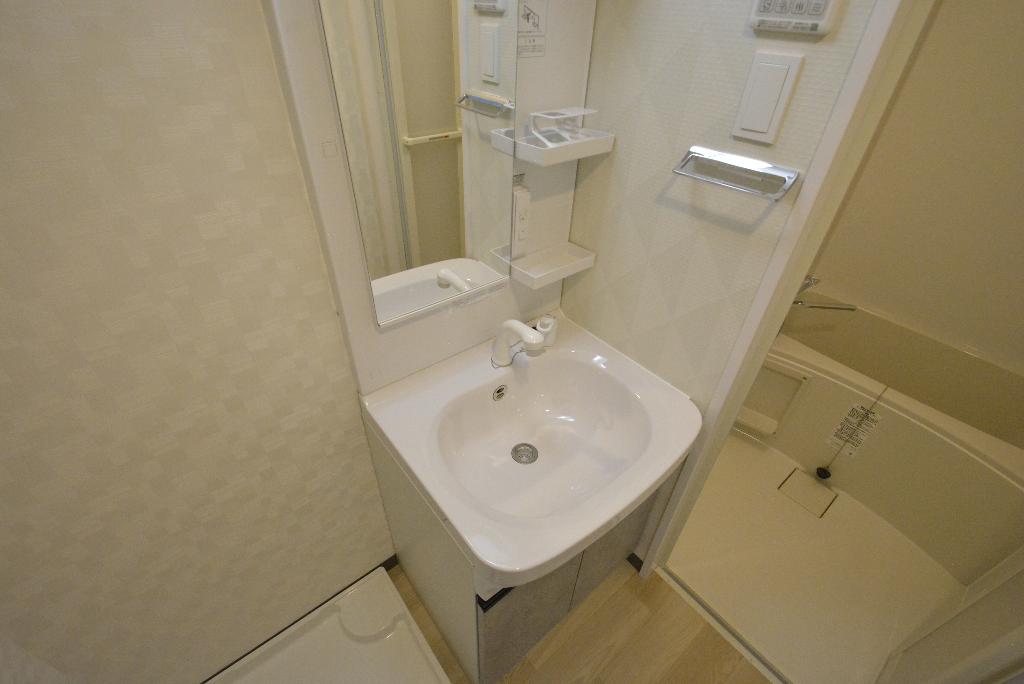 洗面設備　洗髪洗面化粧台