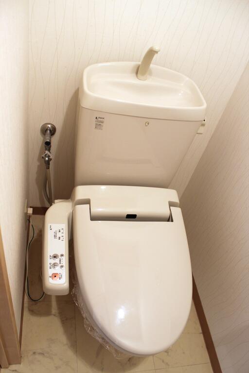 トイレ　シャワートイレ