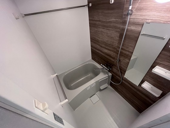 バス・シャワールーム　※別部屋の写真です