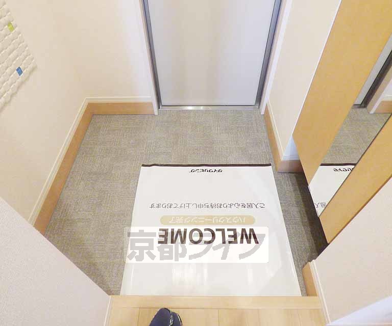 玄関　すっきりとした玄関です。