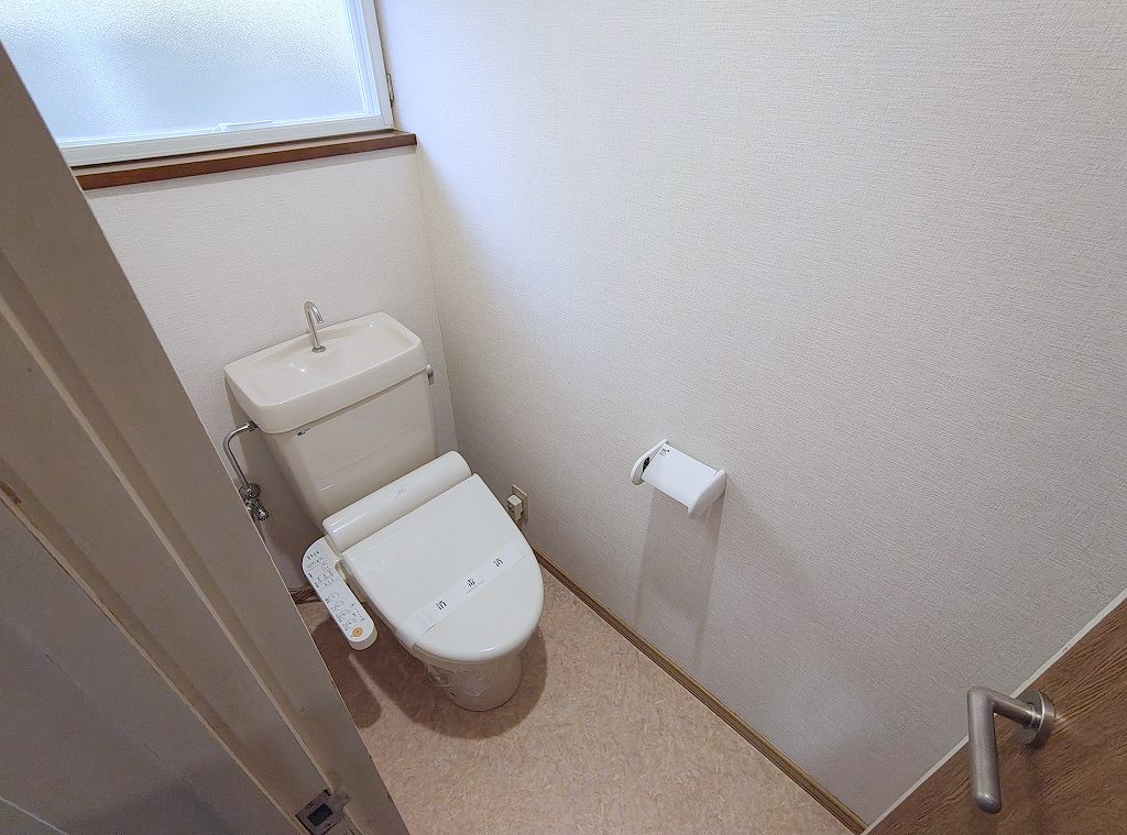 トイレ　シャワートイレ