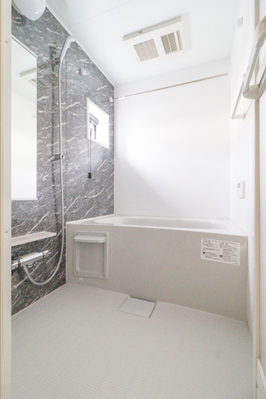 バス・シャワールーム　図面と現状に相違がある場合には現状を優先