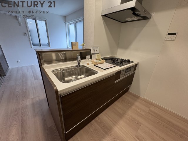 キッチン　3口ガスコンロ付きのカウンターキッチン☆